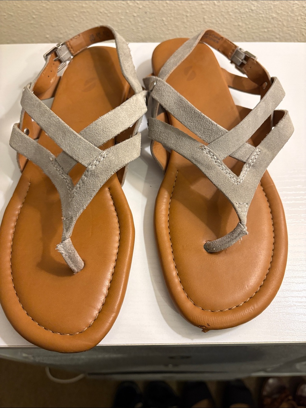 Franco Sarto Taupe Suede Strappy Toe-Ring Sandals